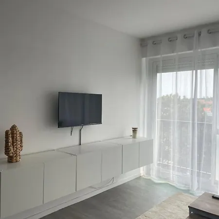 Sky - Superbe Lumineux Et Cosy